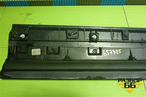 Накладка двери передней левой (8889688739) для Geely Monjaro с 2021г (Монджаро)