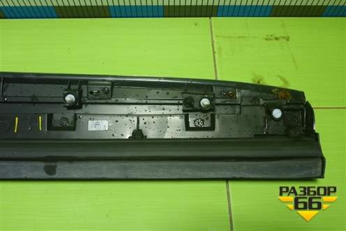 Накладка двери передней левой (8889688739) для Geely Monjaro с 2021г (Монджаро)