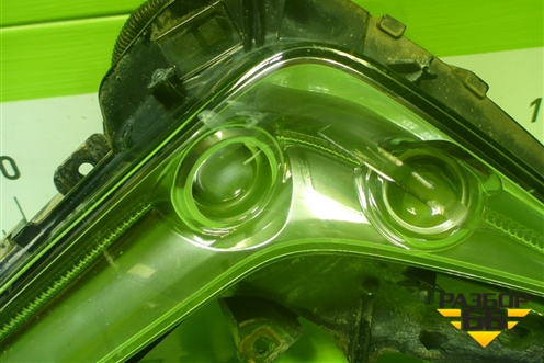 Фара противотуманная правая (2 линзы) (8136060070) для Lexus LX-570 с 2015г (ЛХ)