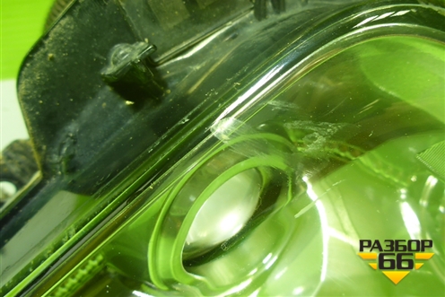 Фара противотуманная правая (2 линзы) (8136060070) для Lexus LX-570 с 2015г (ЛХ)