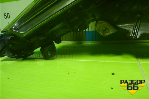 Фара противотуманная правая (2 линзы) (8136060070) для Lexus LX-570 с 2015г (ЛХ)