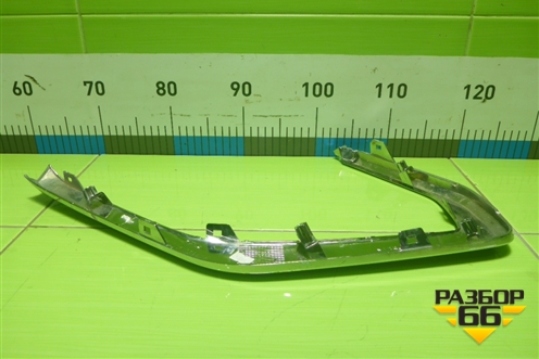 Накладка переднего бампера левая (после 2022г Cross) (8450041565) для VAZ Vesta/Веста с 2015г