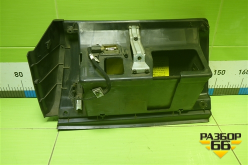 Бардачок (8476138000) для Hyundai Sonata-5 с 2001г (Соната)