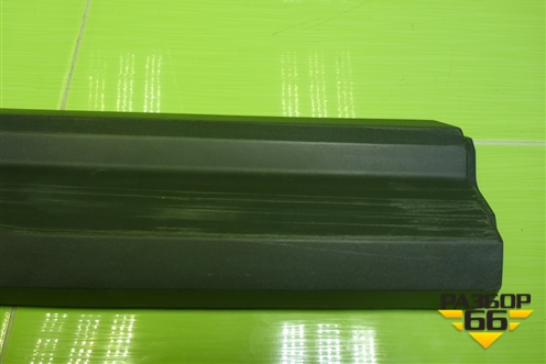 Накладка двери задней правой (6600125118) для Geely Coolray с 2019-2025г