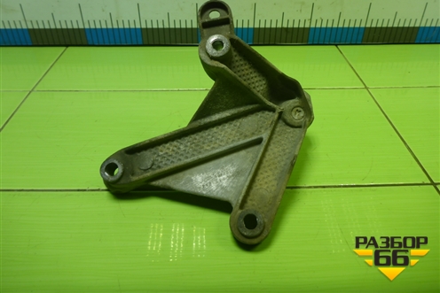 Кронштейн КПП (МКПП) (8200043084) для Renault Logan с 2004-2015г (Логан)