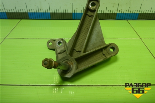 Кронштейн КПП (МКПП) (8200043084) для Renault Logan с 2004-2015г (Логан)