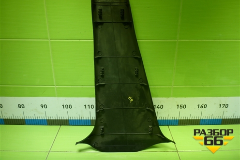 Обшивка стойки центральная нижняя правая (8584538000) для Hyundai Sonata-5 с 2001г (Соната)