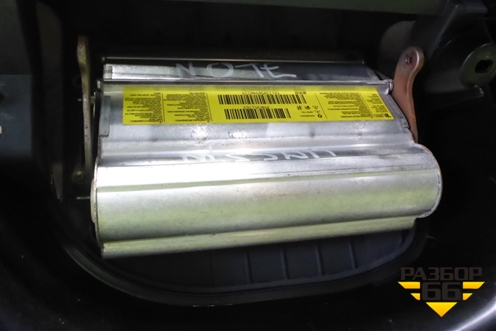 Торпедо с AIR BAG для Mitsubishi Colt с 2004г