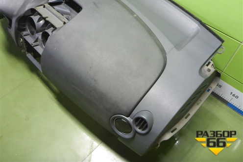 Торпедо с AIR BAG для Mitsubishi Colt с 2004г