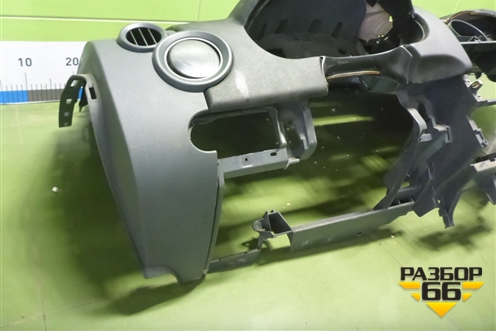 Торпедо с AIR BAG для Mitsubishi Colt с 2004г