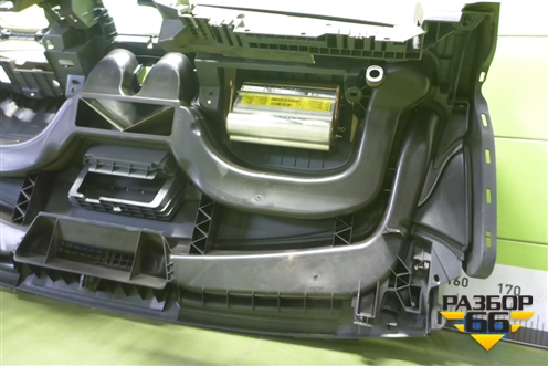 Торпедо с AIR BAG для Mitsubishi Colt с 2004г