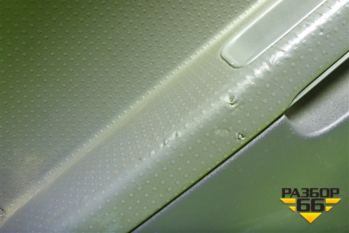 Обшивка двери задней левой под механику (MR951623HB) для Mitsubishi Colt с 2004г
