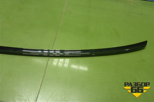 Спойлер на дверь багажника (9Y3827918) для Porsche Cayenne с 2017г (Каен)