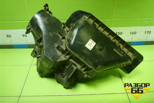 Корпус отопителя (MR568887) для Mitsubishi Colt с 2004г