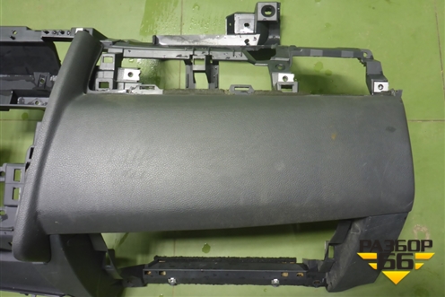 Торпедо под AIR BAG без AIR BAG (68200EL00A) для Nissan Tiida (C11X) с 2004-2013г (Тиида)