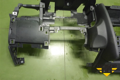 Торпедо под AIR BAG без AIR BAG (68200EL00A) для Nissan Tiida (C11X) с 2004-2013г (Тиида)