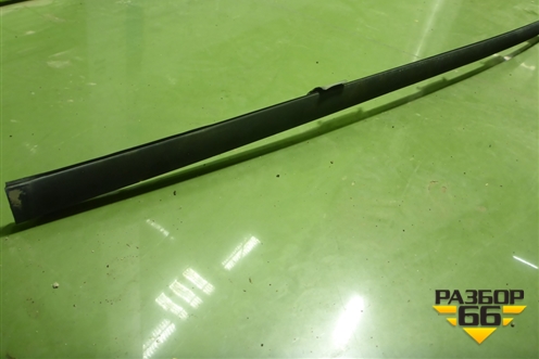Молдинг крыши правый (7400A096) для Mitsubishi Colt с 2004г