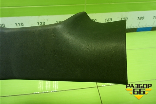 Накладка порога внутренняя заднего правого (MR951654ZZ) для Mitsubishi Colt с 2004г