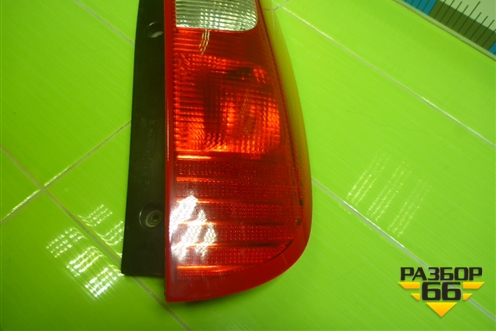 Фонарь задний правый (MN186270) для Mitsubishi Colt с 2004г