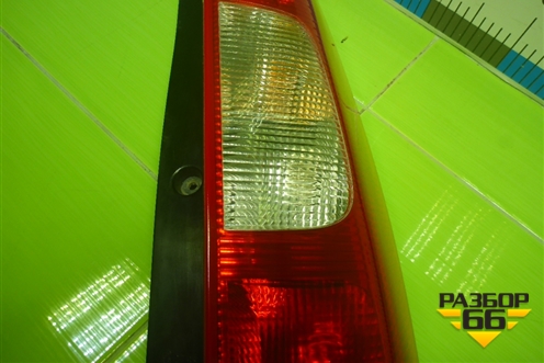 Фонарь задний правый (MN186270) для Mitsubishi Colt с 2004г