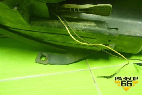 Фара правая (галоген) (8301B870) для Mitsubishi Colt с 2004г