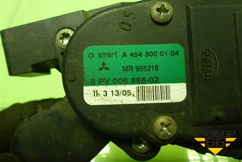 Педаль газа электронная (MR955216) для Mitsubishi Colt с 2004г