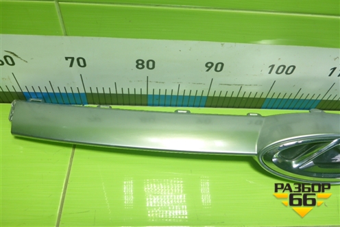 Накладка на решетку радиатора (602002323AA) для Chery Arrizo 8 с 2022г (Арризо 8)