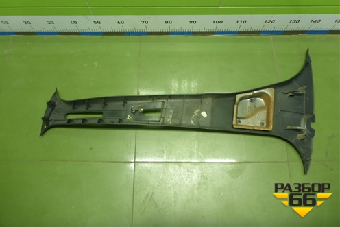Обшивка стойки центральная правая (8200763415) для Renault Logan с 2004-2015г