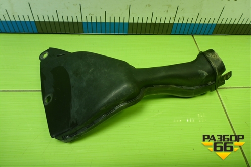 Воздухозаборник воздушного фильтра (MR993548) для Mitsubishi Colt с 2004г