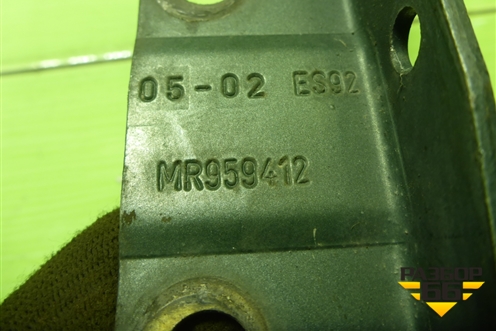 Петля капота правая (MR959412) для Mitsubishi Colt с 2004г