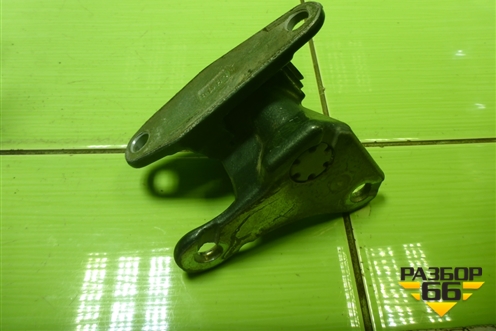Петля двери задней правой нижняя для Mitsubishi Colt с 2004г