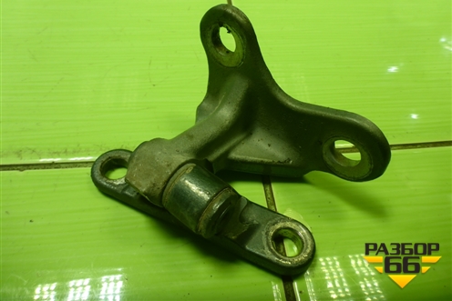 Петля двери передней левой верхняя для Mitsubishi Colt с 2004г