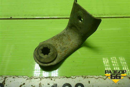 Кронштейн радиатора (8200765567) для Renault Logan с 2004-2015г