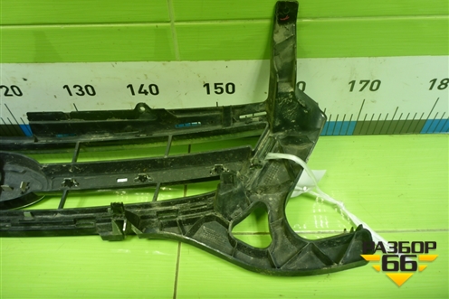 Решетка радиатора (после 2010г) (BS718200B) для Ford Mondeo 4 с 2006-2014г