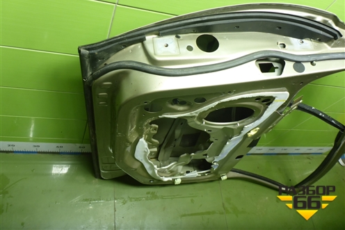 Дверь передняя правая для Peugeot 408 с 2012г