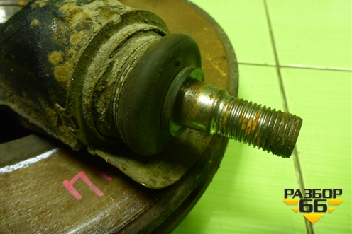 Кулак поворотный передний правый для Peugeot 408 с 2012г