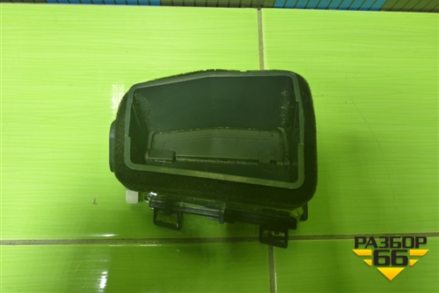 Дефлектор воздушный левый  (5305055C6200) (5305055C6201) для Dongfeng  DFH4180