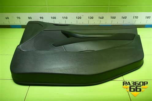 Обшивка двери передней правой под электрику (96761561ZD) для Peugeot 408 с 2012г