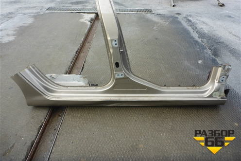 Порог со стойкой правый для Peugeot 408 с 2012г