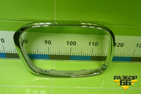 Накладка на решетку радиатора (5774B01) для BMW X1 F48 с 2014г (Х1 Ф48)