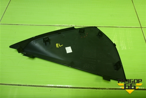 Накладка на торпедо (боковая левая) (9655989577) для Peugeot 408 с 2012г