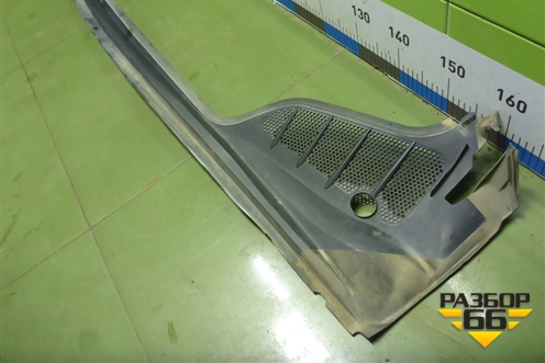 Решетка стеклоочистителей (9670445477) для Peugeot 408 с 2012г