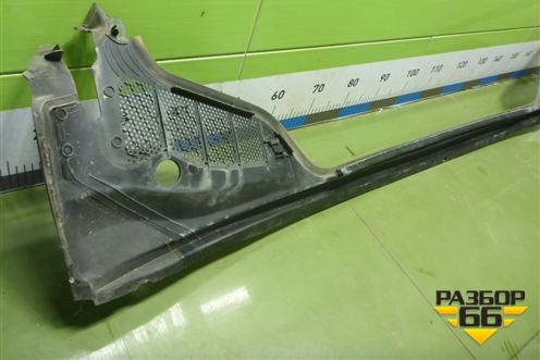 Решетка стеклоочистителей (9670445477) для Peugeot 408 с 2012г