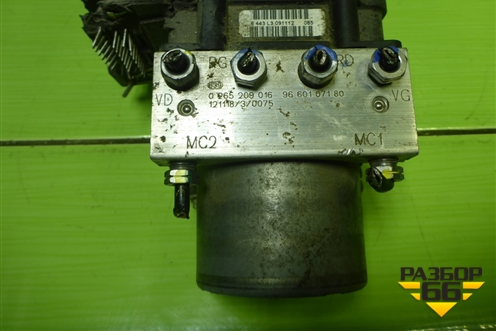 Блок ABS (9660107180) для Peugeot 408 с 2012г