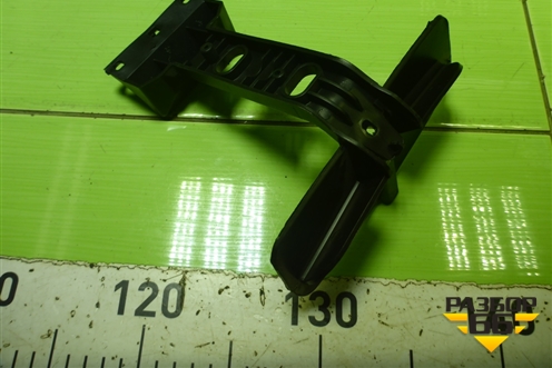 Кронштейн торпедо (9659978680) для Peugeot 408 с 2012г