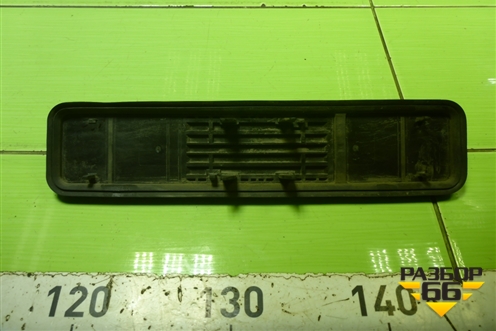 Крышка салонного фильтра (9635818380) для Peugeot 408 с 2012г