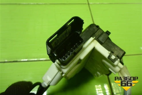 Замок двери задней правой для Peugeot 408 с 2012г