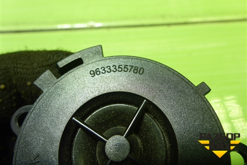 Динамик (в торпедо) (9633355780) для Peugeot 408 с 2012г