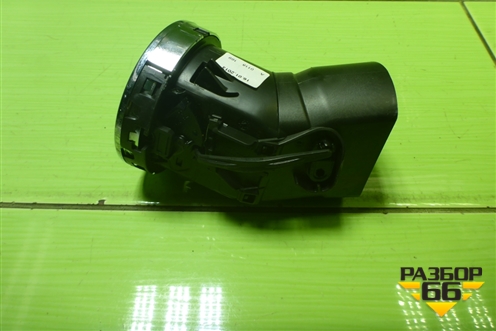 Дефлектор воздушный левый (9655994277) для Peugeot 408 с 2012г