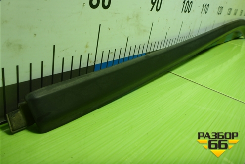 Молдинг лобового стекла левый (9670978080) для Peugeot 408 с 2012г